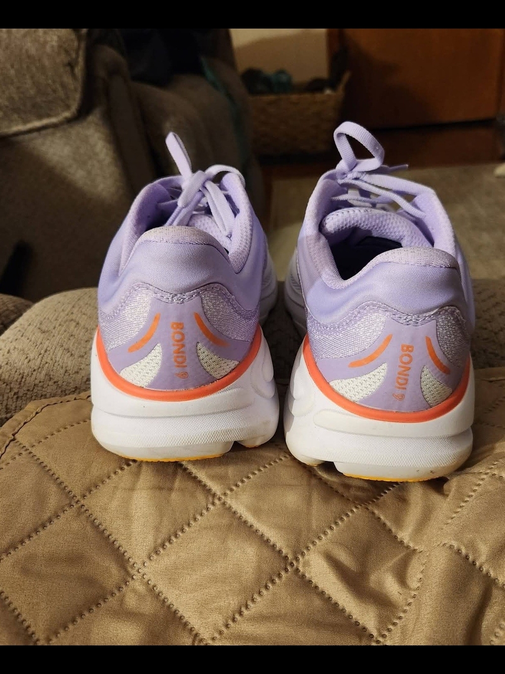 Womens Hoka Bondi 9. Size 8.5W - Picture 4 of 5